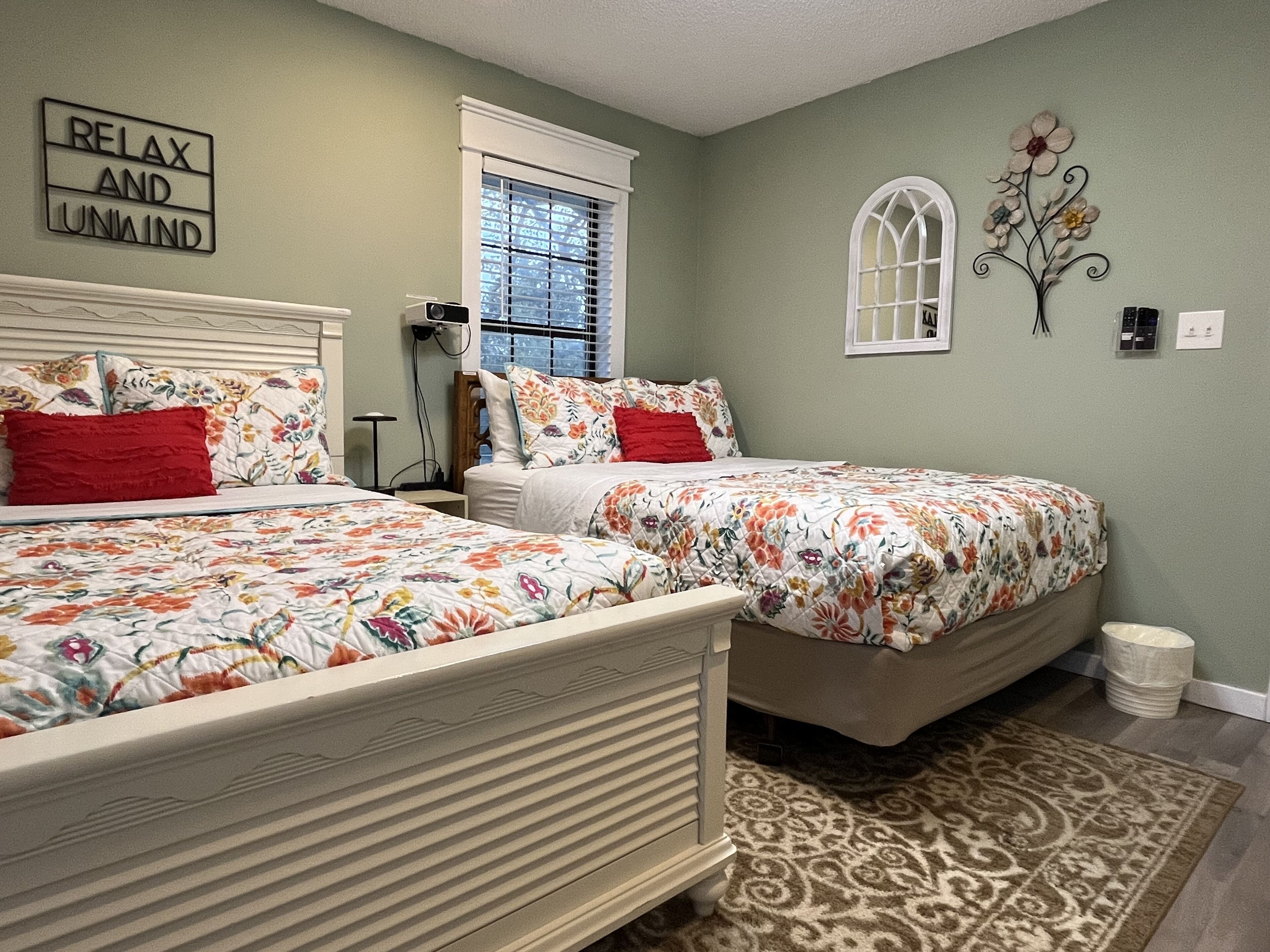 2 bedrooms, desk, iron/ironing board, free WiFi