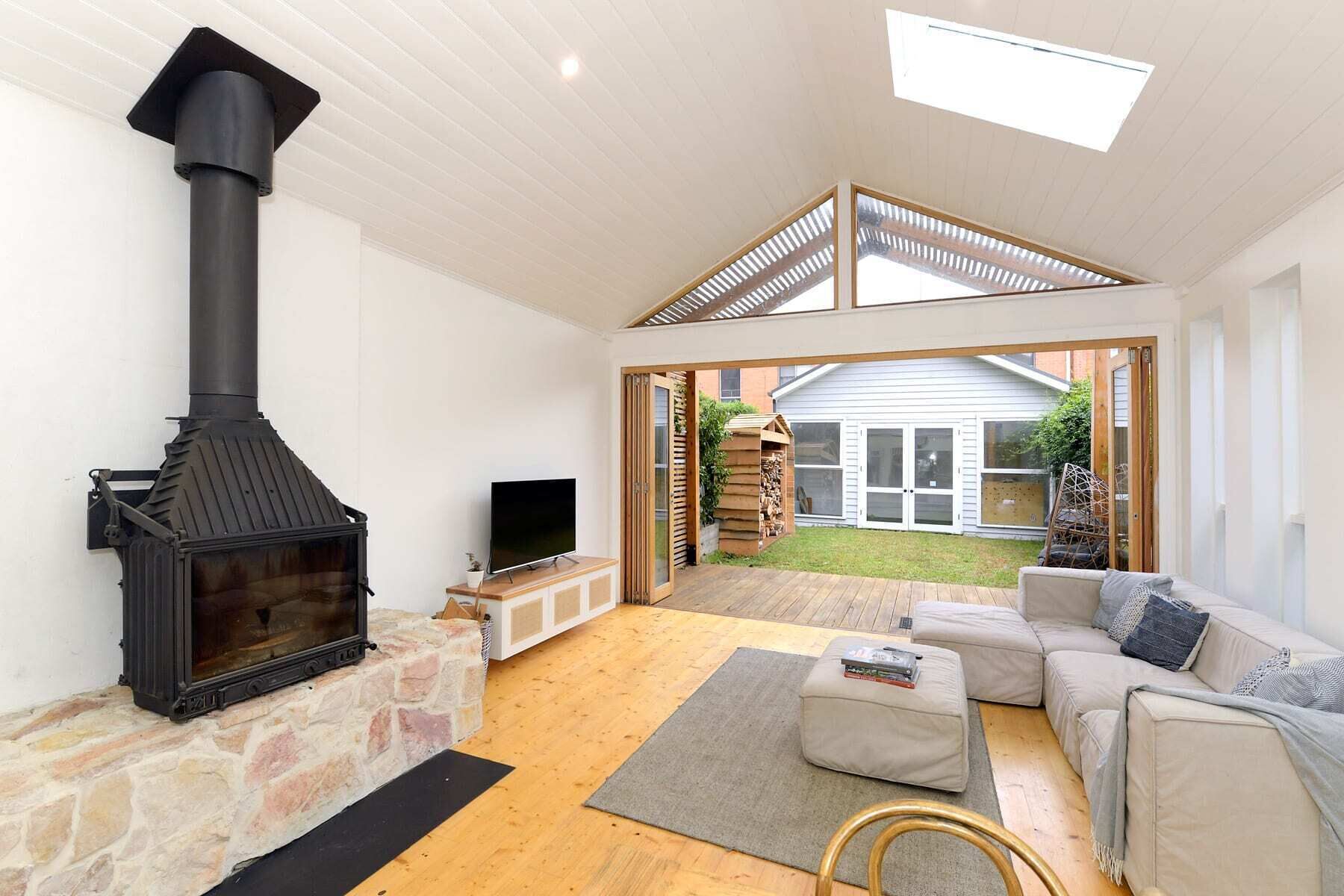 Blue Door - 3BR Unit in the heart of Footscray