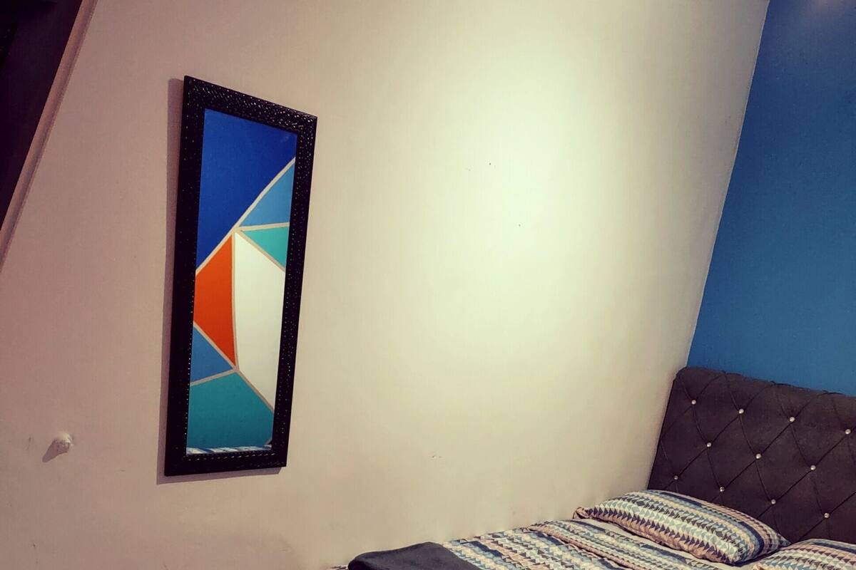 Quarto 06 ( 2 pessoas) | WiFi (free), bed sheets