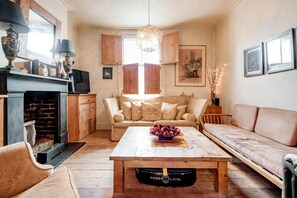 TV connectée, cheminée