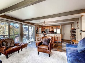 Woodbridge Condo 12A | Living area | 40-inch flat-screen TV with cable channels, TV - Woodbridge Condos by Snowmass Vacations (Snowmass Village)