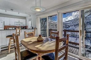 Woodbridge Condo 23C | Private kitchen | Fridge, microwave, oven, stovetop - Woodbridge Condos by Snowmass Vacations (Snowmass Village)