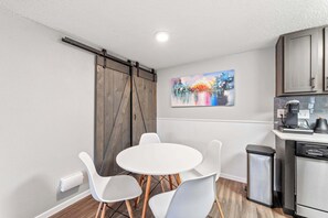 Nicht klassifiziertes Bild, 4 von 24, Schaltfläche