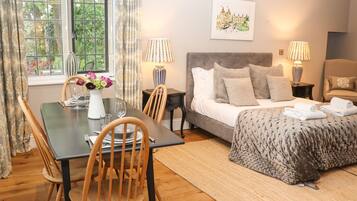 Cottage | Bahagian dalam