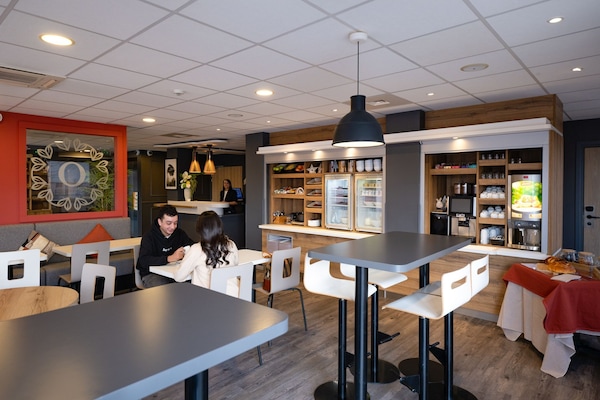 Daily buffet breakfast (EUR 12.50 per person)