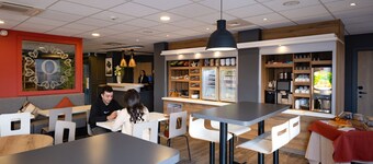 Oneloft Hotel 
