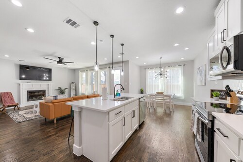 Dallas Luxury New Build - Near Downtown