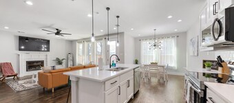 Dallas Luxury New Build - Near Downtown