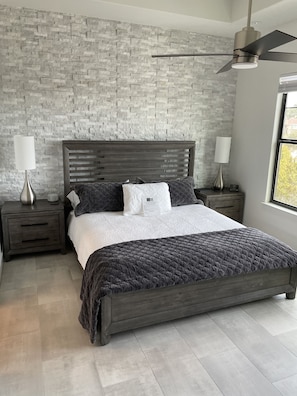 4 Schlafzimmer, Bügeleisen/Bügelbrett, Reisekinderbett, WLAN