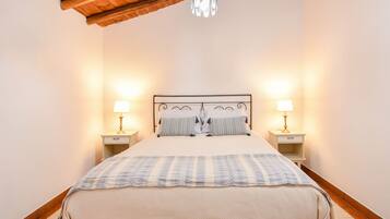 1 室のベッドルーム、アイロン / アイロン台、旅行用ベビーベッド、WiFi (無料)