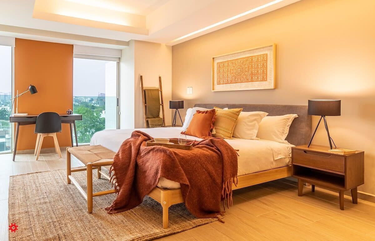 2 Schlafzimmer, Schreibtisch, Bügeleisen/Bügelbrett, Reisekinderbett