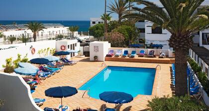 Costa Luz 2 bedroom apts.