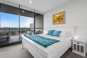 2 bedrooms, iron/ironing board, WiFi, bed sheets - A taste of paradise in inner city suburbia (Maribyrnong)