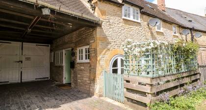 1 Manor Cottage