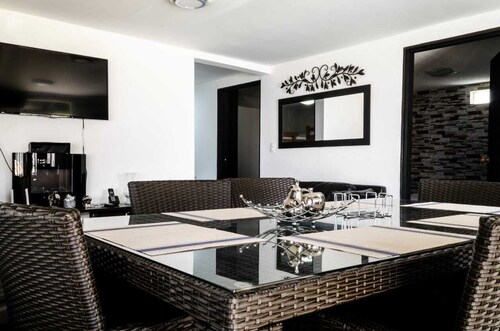 La sucursal del cielo only 20 minutes from downtown medellin.