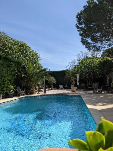 4 bedroom private vacation home in aumes