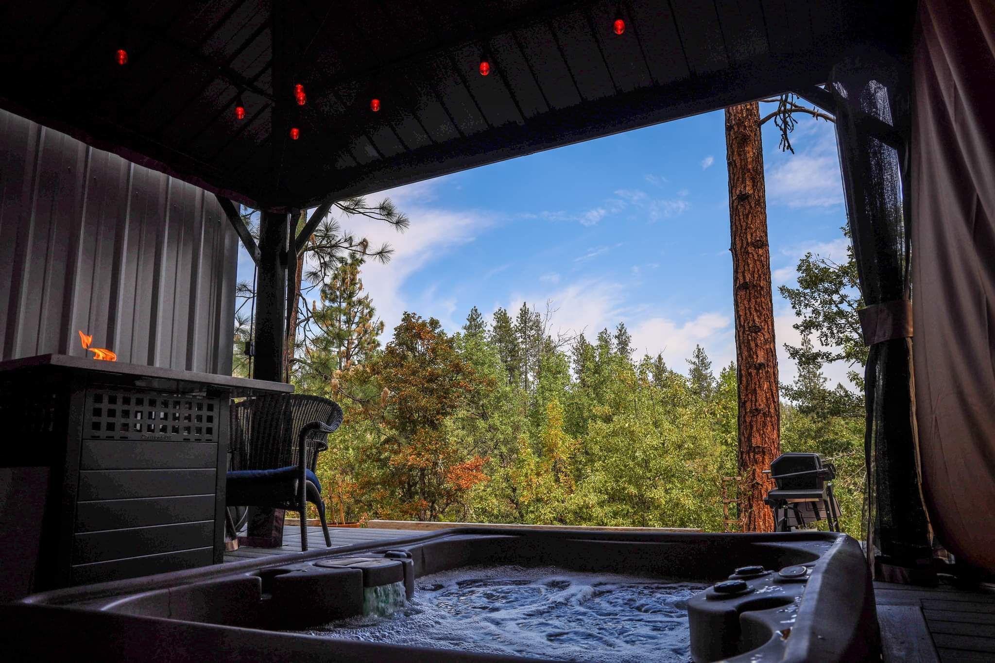 Bain à remous extérieur