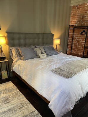 1 camera, ferro/asse da stiro, Wi-Fi gratuito, lenzuola