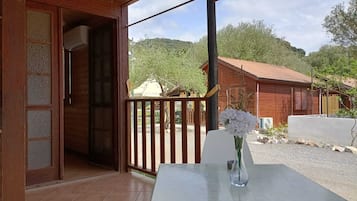 Deluxe-bungalow | Terrasse/gårdhave
