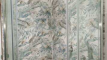 Bungalow | Bagno | Doccia, soffione a pioggia