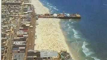 Beach nearby, sun loungers