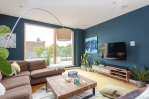 TV, offices
