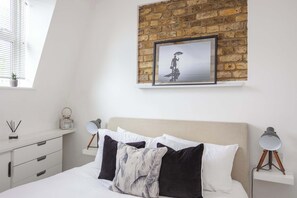 1 bedroom, iron/ironing board, Internet, bed sheets