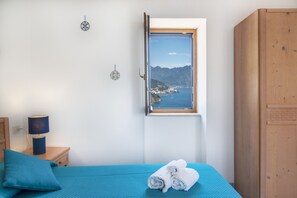 1 chambre, fer et planche à repasser, lit parapluie, Wi-Fi gratuit