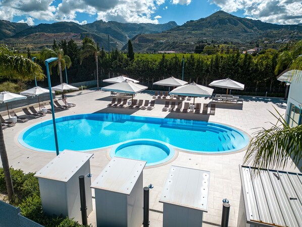 Seasonal outdoor pool - Icaro Residence (Sant'Agata di Militello)