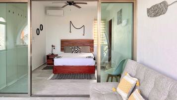 2 bedrooms, iron/ironing board, WiFi