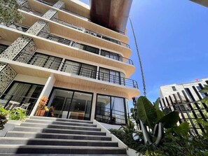 Exterior - Studio with Pool Steps from the Beach and 5th Av (Playa del Carmen)