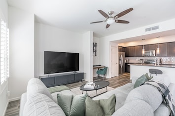 Aviano 1322 (6 of 20)