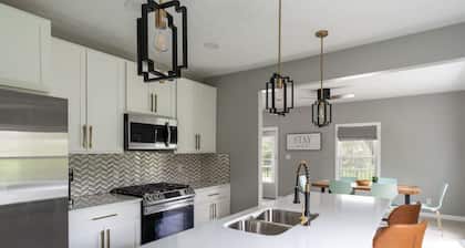 Charming fully renovated home near PURDUE