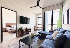 TV - SF 402 | Comfort & Lagoon View from the 4th Floor (CancÃºn)