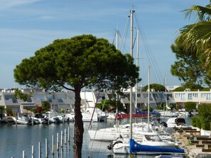 Marina - Sol-y-Days la Darse, Apartment Marina Terrace view marina (Le Grau-du-Roi)