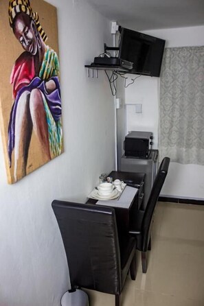 Comfort Room | Private kitchen - 18 on sherlock (Gqeberha (Port Elizabeth))