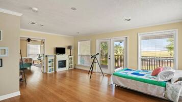 3 dormitorios, escritorio, wifi gratis y ropa de cama