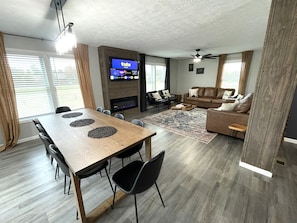 Interior - Oakbrook Paradise @ Spring Brook Resort (Wisconsin Dells)