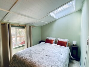 3 chambres, bureau, accès au Wi-Fi (inclus), literie fournie