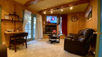 Smart TV, fireplace, video games