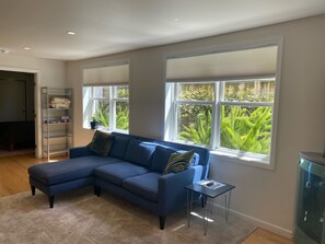 Fireplace - Garden Apartment in Duboce Triangle (San Francisco)