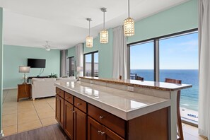 Fridge, microwave, oven, stovetop - Origin 1602 -PENTHOUSE- 3 Bedroom- Sweeping Gulf View (Panama City Beach)