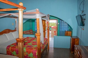 1 bedroom, iron/ironing board, free WiFi