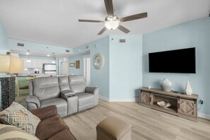 TV - Grand Panama 1005 - Tower Two - 2 bedroom - Large Deck with Gulf Views (Panama City Beach)