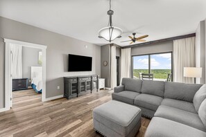 Televisión y reproductor de DVD 