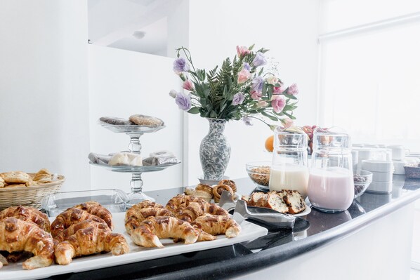 Petit déjeuner buffet compris tous les jours