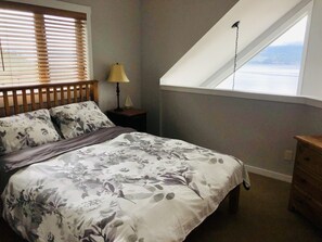 3 quartos, Wi-Fi de cortesia, roupa de cama