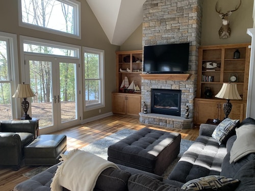 Stunning 4 Bedroom 3.5 bath home on Clam Lake at Torch Lake