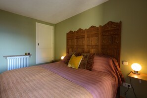 1 chambre, accès au Wi-Fi (inclus), literie fournie