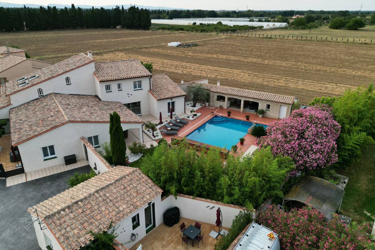 House, Terrace (Le Bougainvillier) | Exterior
